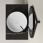 Specchio rotondo Ring in Metallo verniciato e cintura in Ecopelle Nera  - Ideagroup