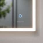 Specchio quadrato Joule con illuminazione  - Ideagroup