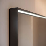 Specchio rettangolare Tecnica con telaio in alluminio e luce integrata  - Ideagroup